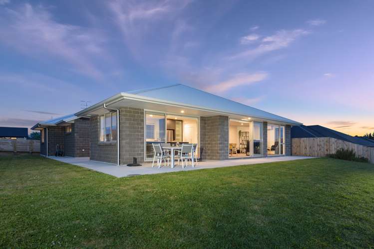 39 Hastings Road Pyes Pa_18