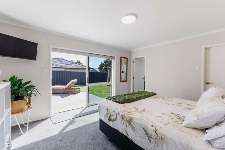 12 Omega Place Coastlands_19