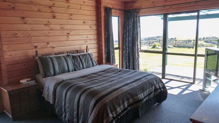 277 Gully Road Tuatapere_8