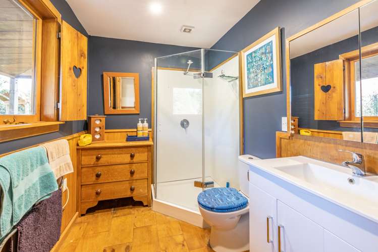 2824 South Eyre Road West Eyreton_13