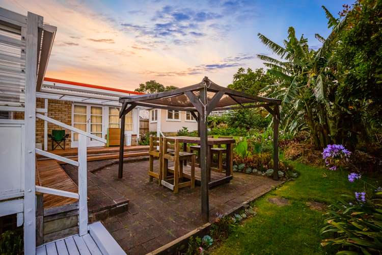 187 Hillsborough Road Hillsborough_15