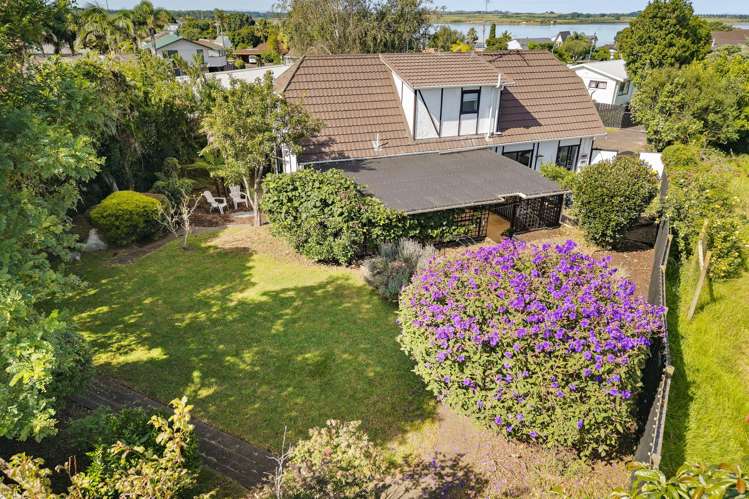 201 Carnoustie Drive Wattle Downs_16