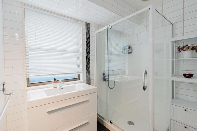 32 Ranui Street Dinsdale_11