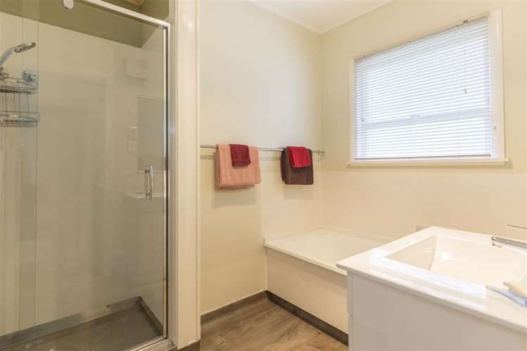 27 Churchill Avenue Richmond_5