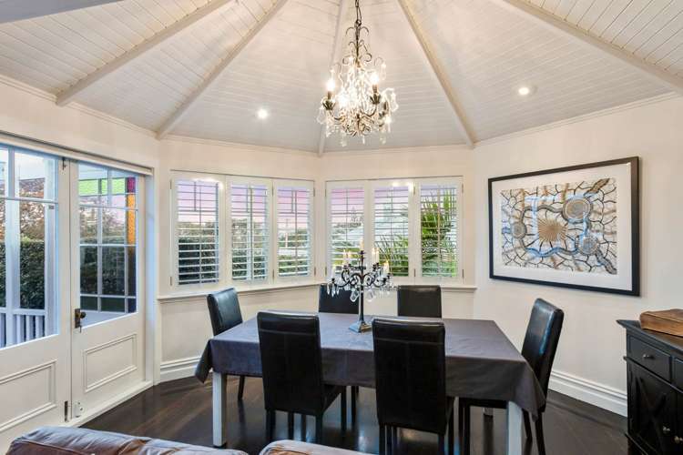 71 Beach Road Mellons Bay_5