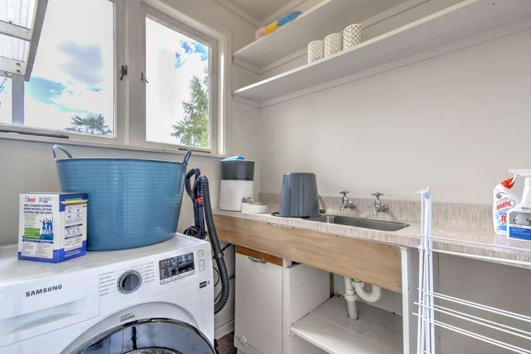 210 Nixon Street Hamilton East_11