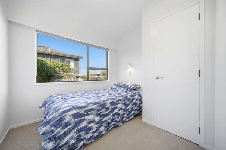2/1A Gordon Avenue Forrest Hill_10