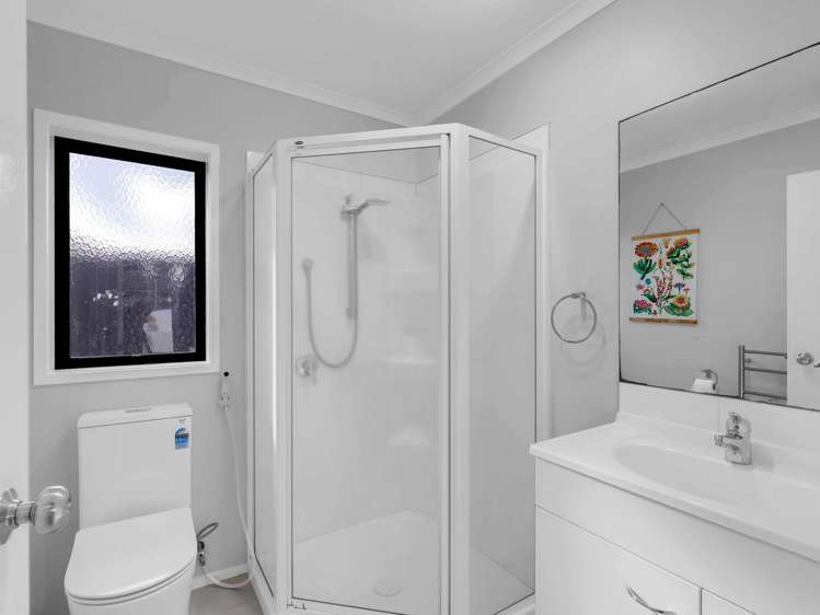 11 Whitney Place Rototuna North_14