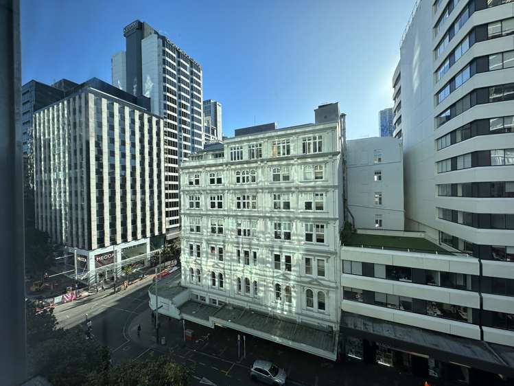 220 Queen Street Auckland Central_9