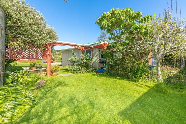 107 Cooper Drive Kawhia_16