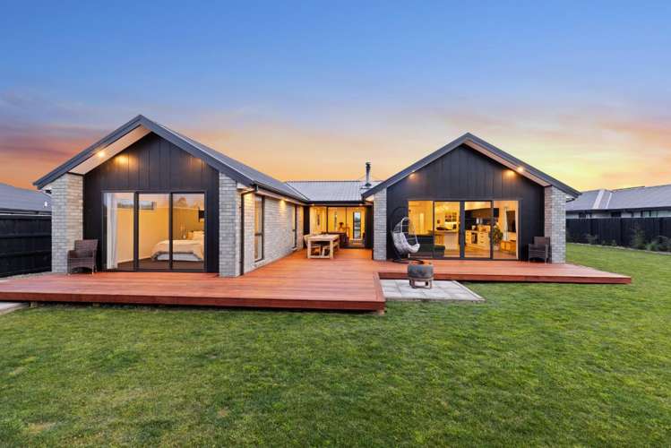 39 Plover Avenue_4