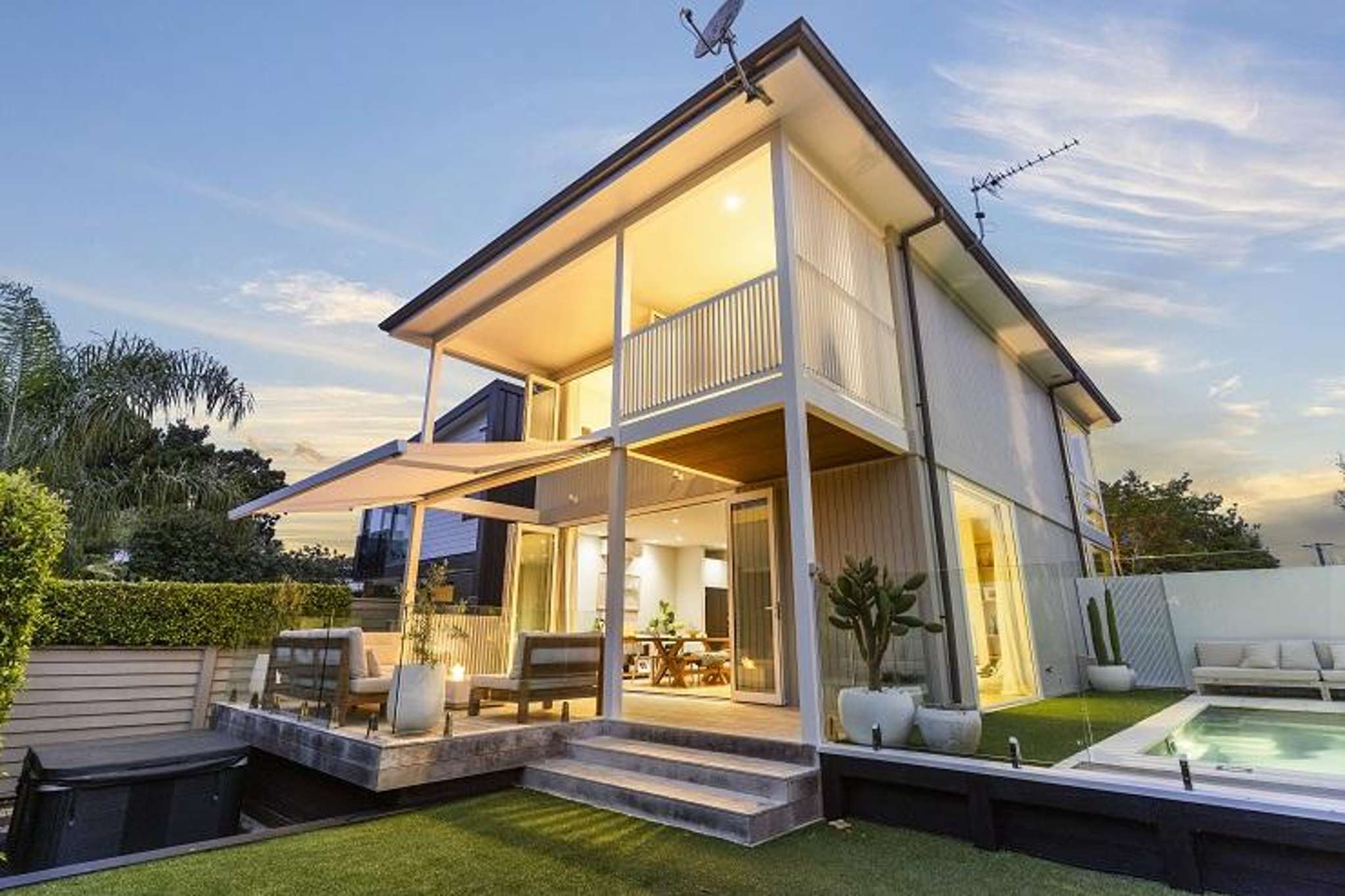 Block NZ house for sale again - and with a twist you wouldn’t believe