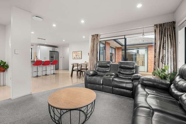 2 Southbrook Close Glenview_1