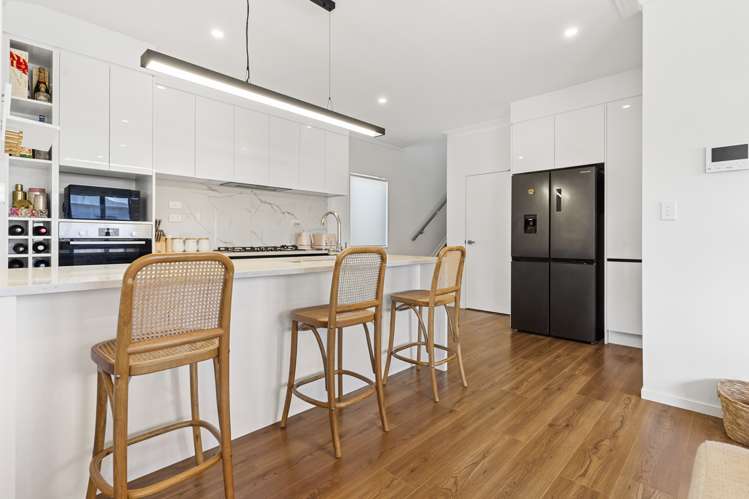 11 Friesian Drive Mangere_8