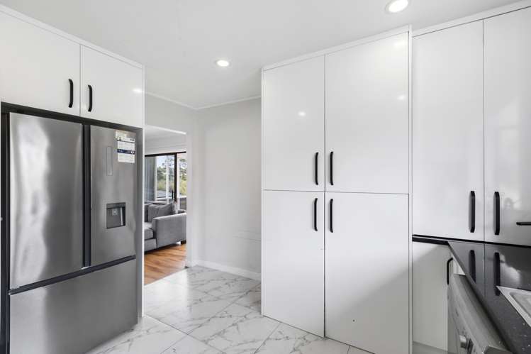 1 Christina Avenue Te Atatu South_7