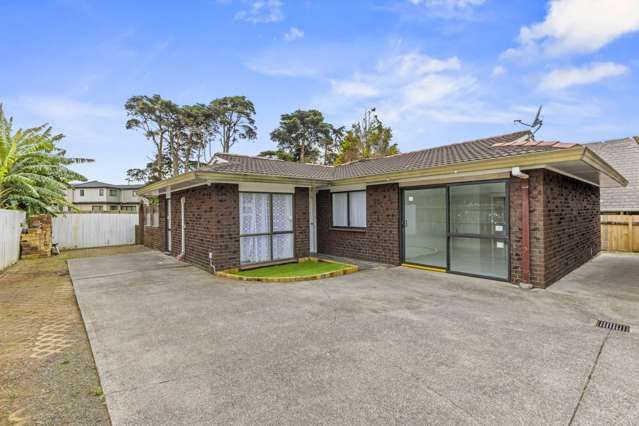 Charming Brick Home in Papatoetoe