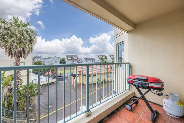 8/3b Harrison Road Mount Wellington_13