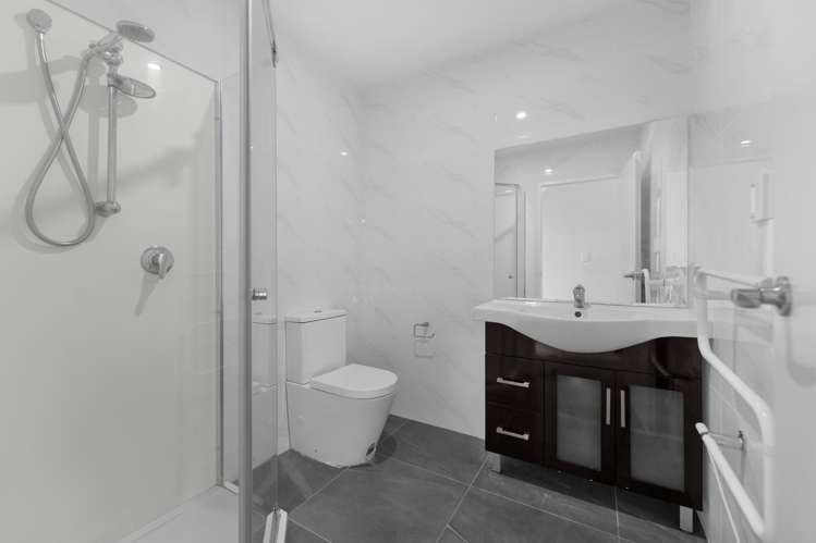 48B Waddell Avenue Point England_12