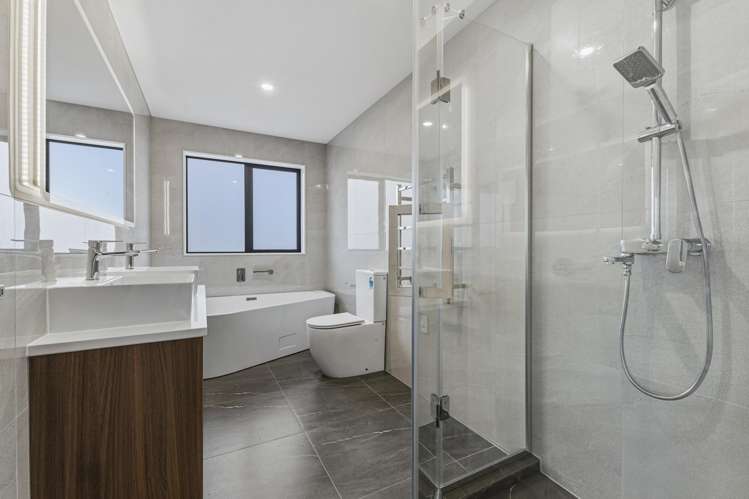 2 Matatahi Road Flat Bush_15