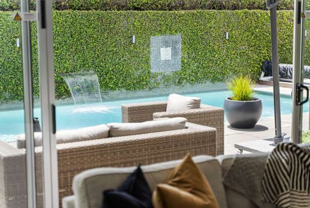 51 Beach Road Mellons Bay_2