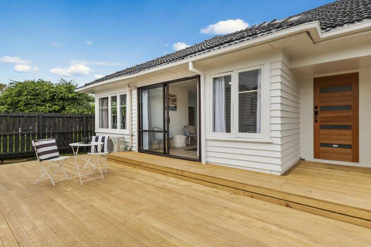 2/8 Fisher Crescent Otara_1