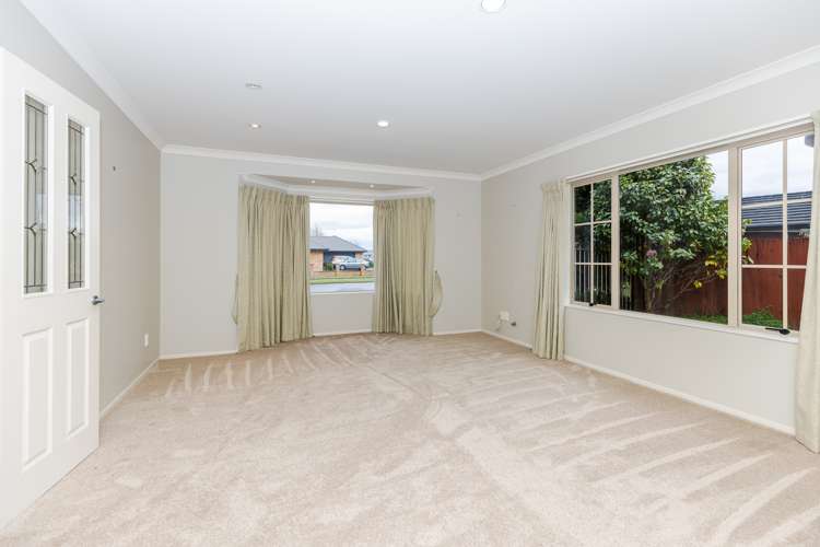 32 Miers Glade Rototuna North_23