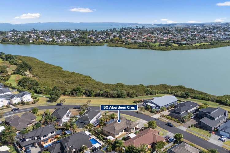 50 Aberdeen Crescent Wattle Downs_11