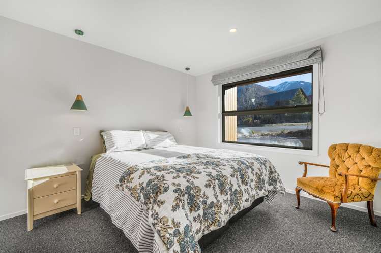 46 Trelissick Loop Castle Hill_24