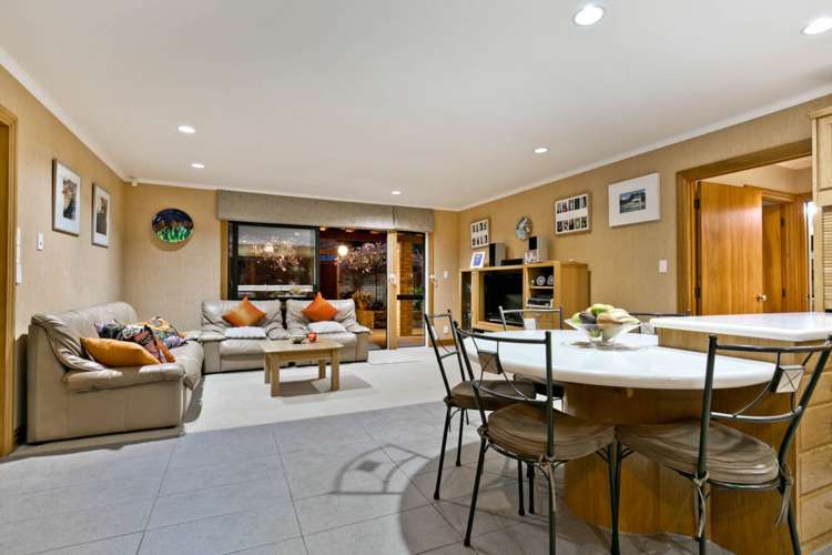 13 Wainoni Heights Greenhithe_8