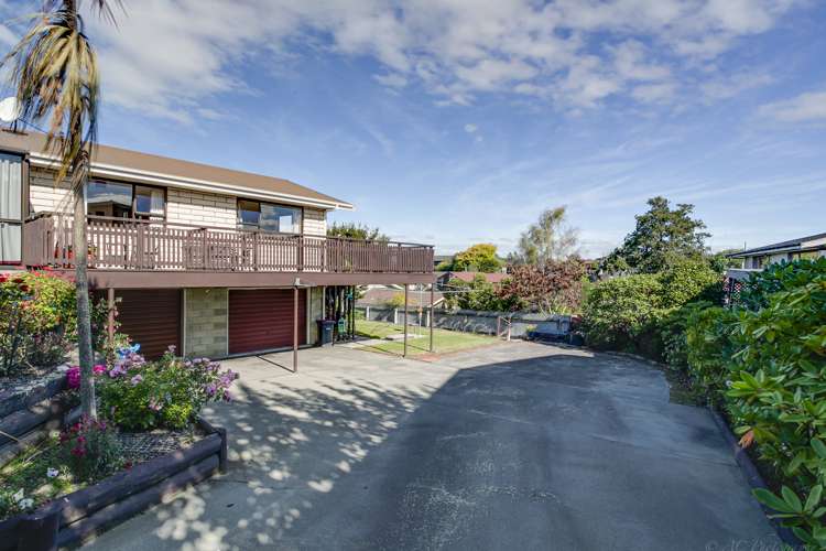 170 Pages Road Marchwiel_22