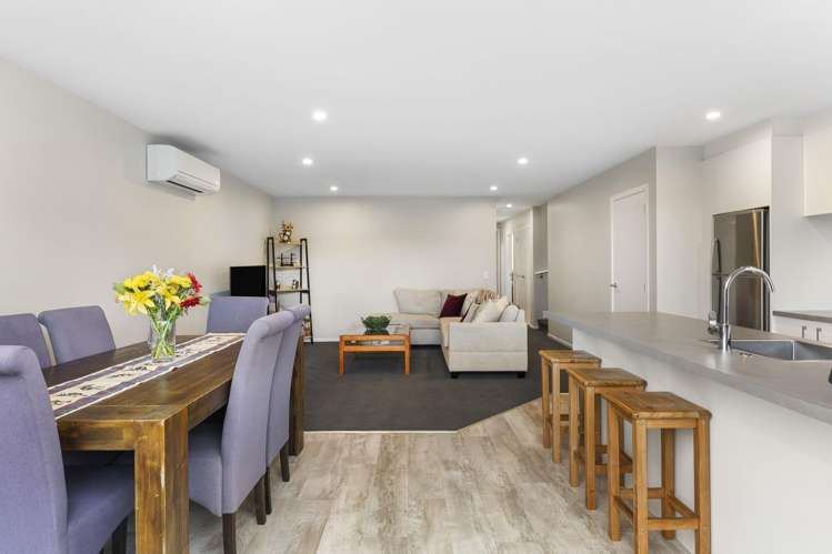 6/41 Main Road Wainuiomata_13