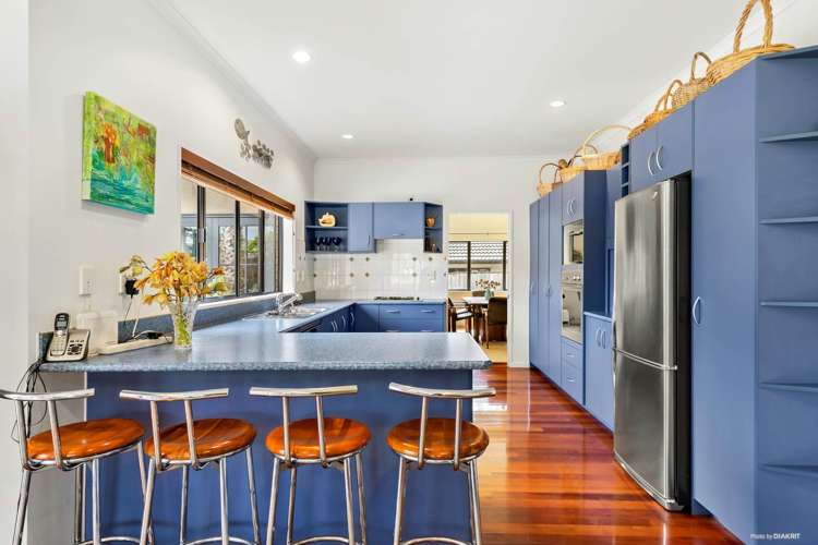 16 Greenwoods Close Titirangi_20