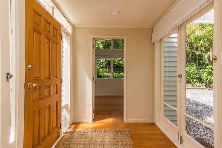 7 Warwick Avenue Titirangi_19