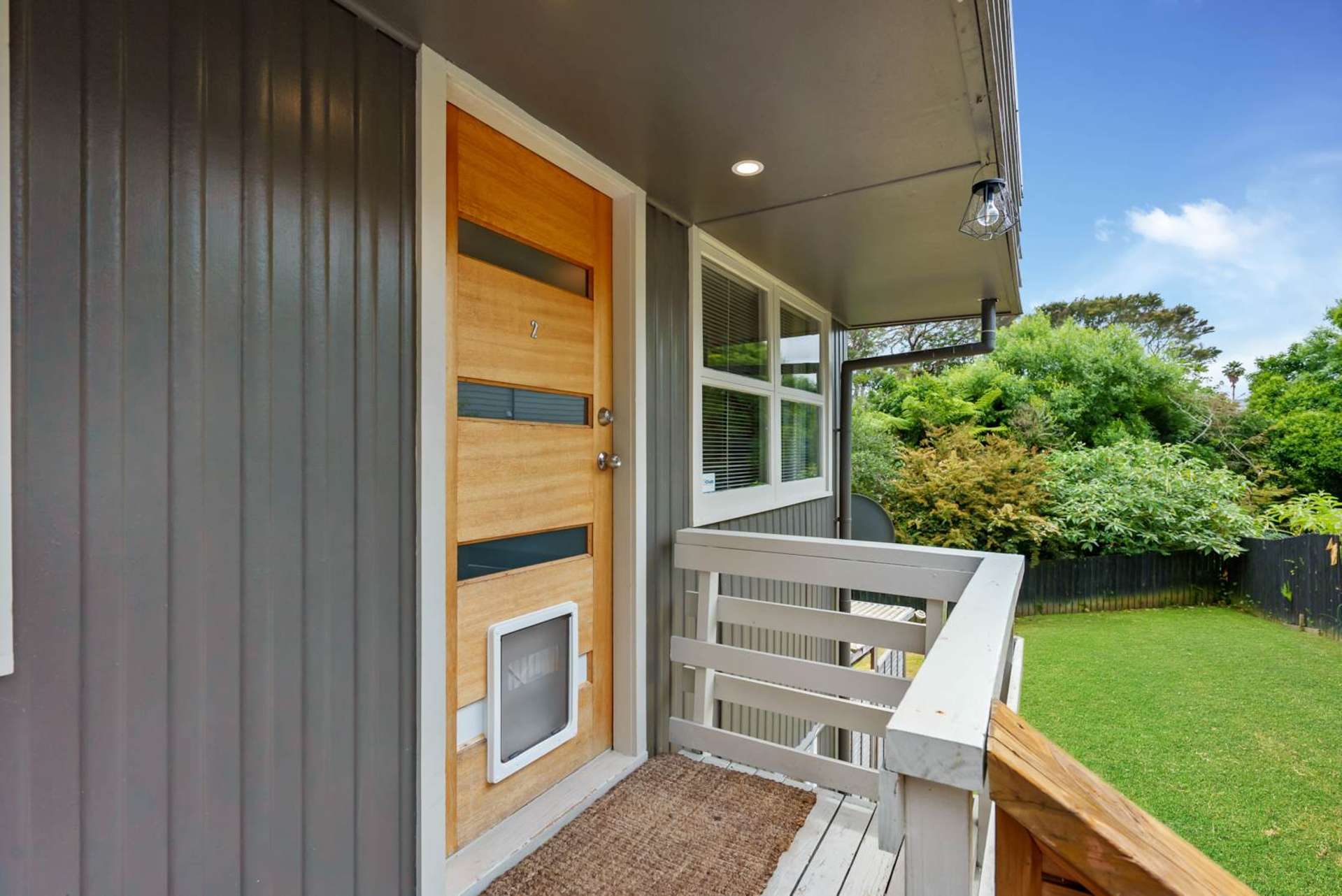 2/40 Eskdale Road Birkdale_0