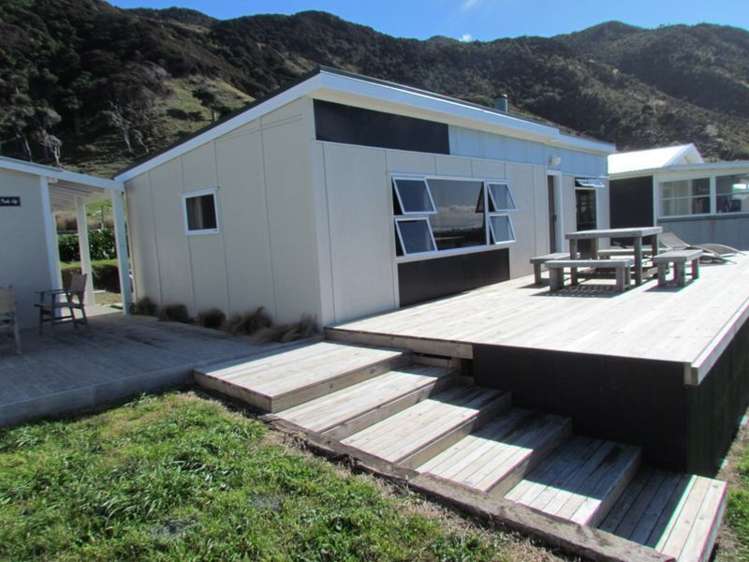 881 Mataikona Road Mataikona_3