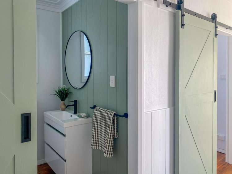 20 Titiro Moana Road Korokoro_10