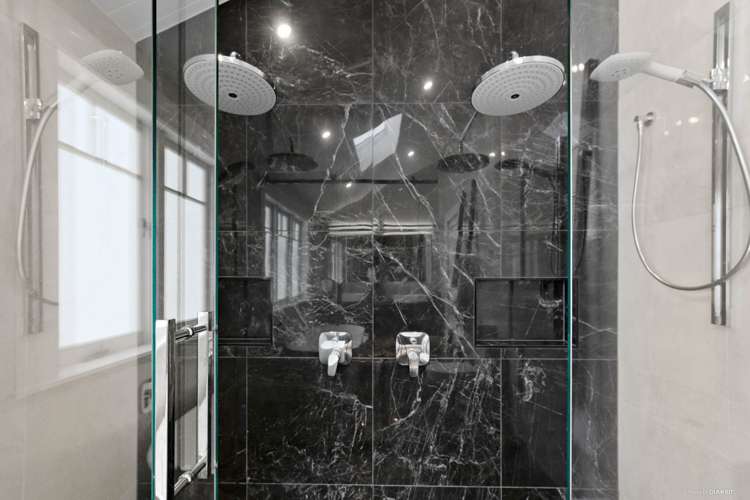 52 Marine Parade Mellons Bay_27