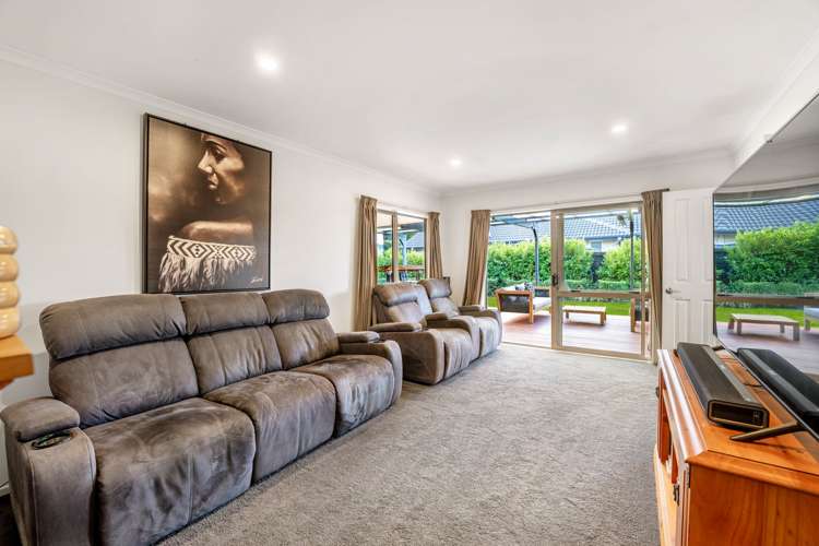 12 Maurice Stanton Place Shirley_11