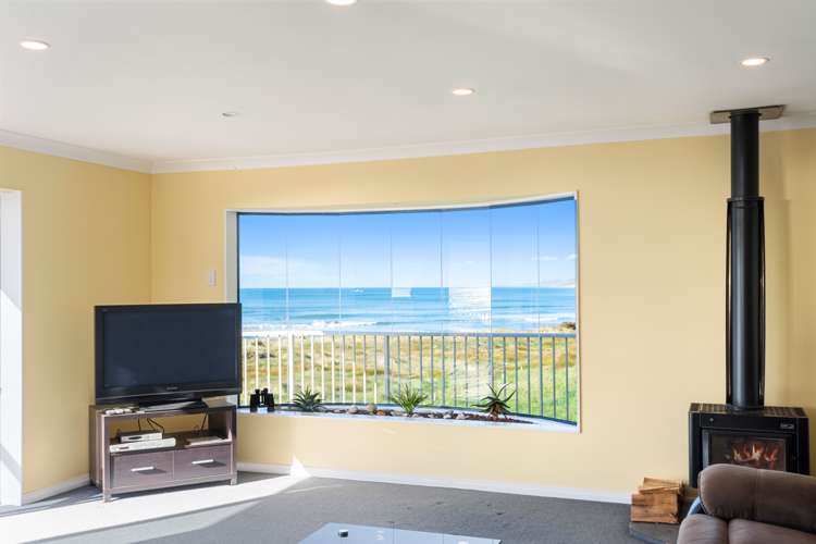 80 Akitio Esplanade Pongaroa_6