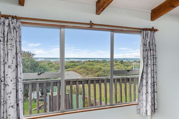 3 Palmer Place Taieri Mouth_6