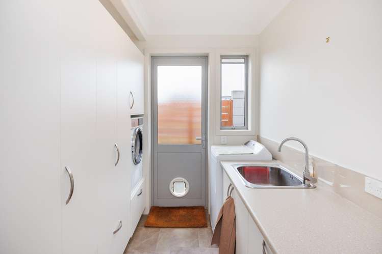 8 Hanalin Drive Marton_24