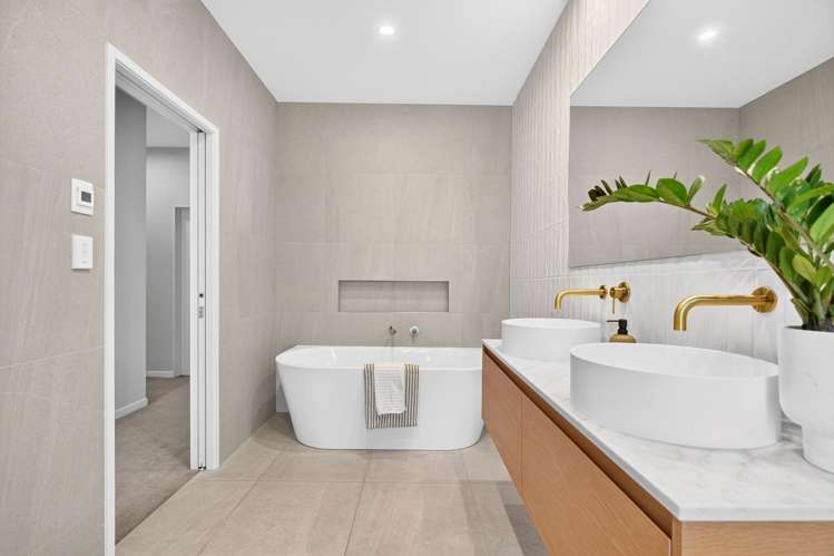 5 Matau Rise Te Atatu Peninsula_20
