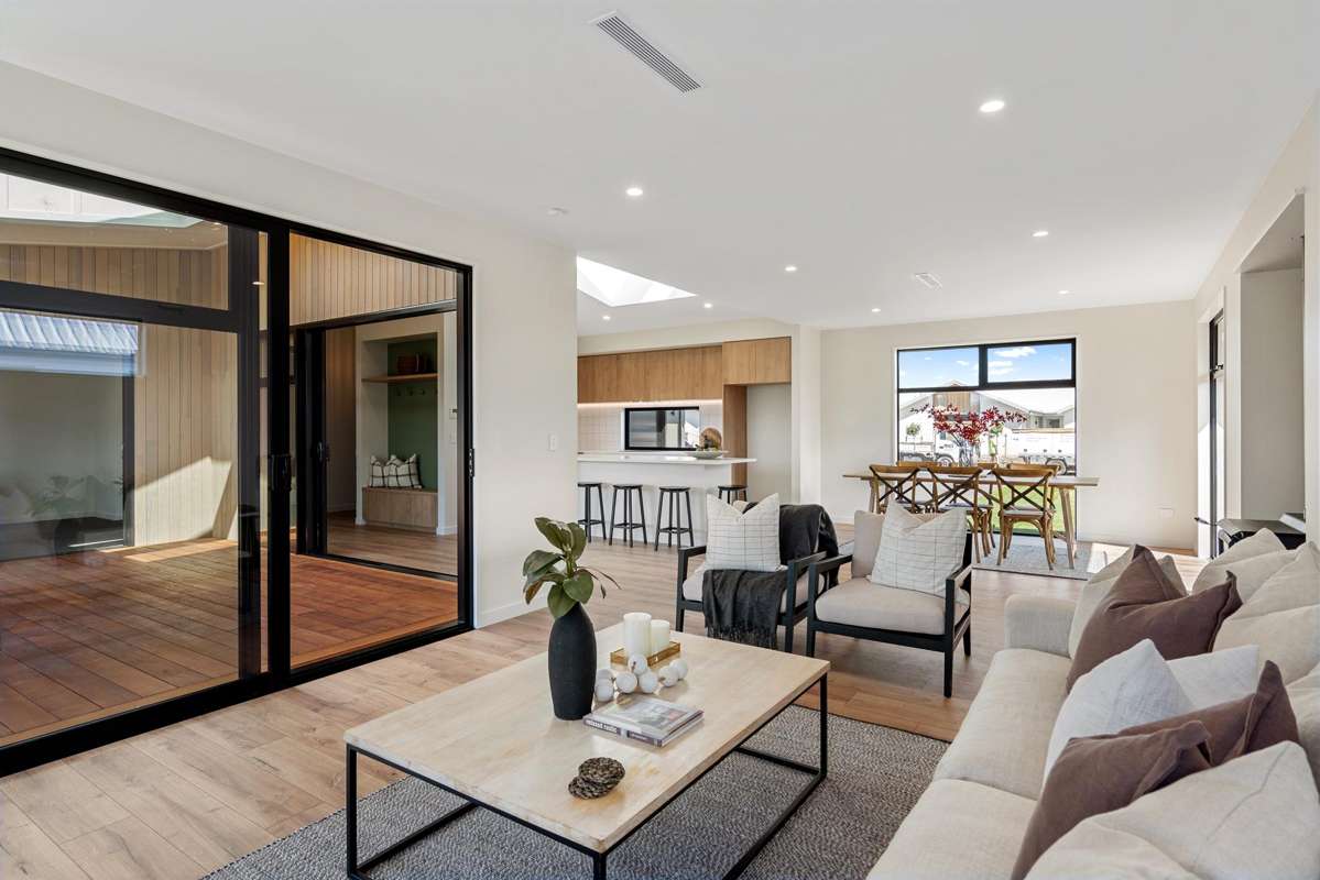 12 Frank Chittock Street_5
