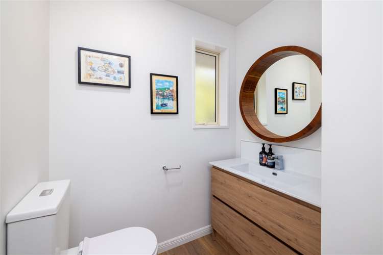 36 Mcmahon Drive Aidanfield_16