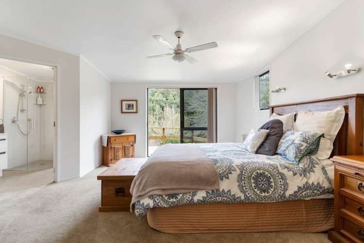 297 Kauri View Road Opaheke_11