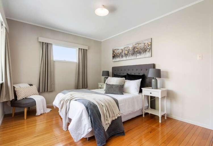 133 Vodanovich Road Te Atatu South_8