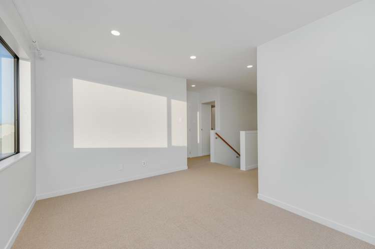 6 Alexander French Close Silverdale_9