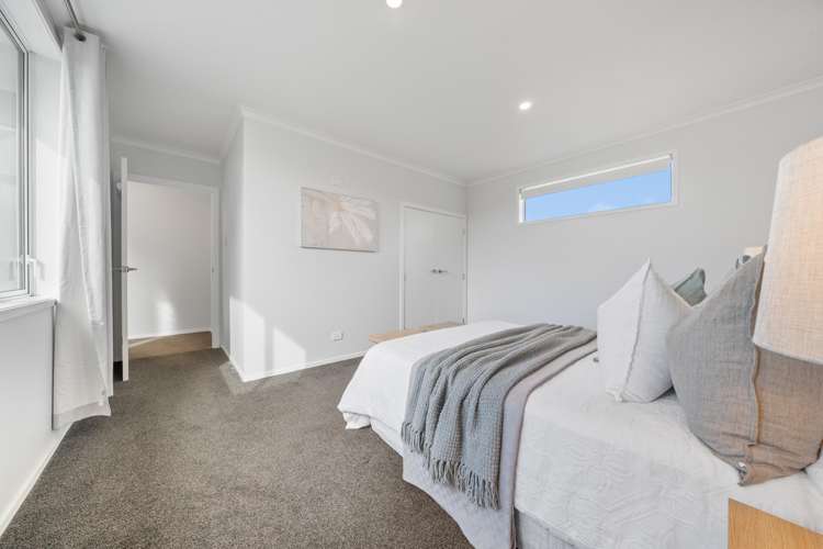 13e York Crescent Westown_13