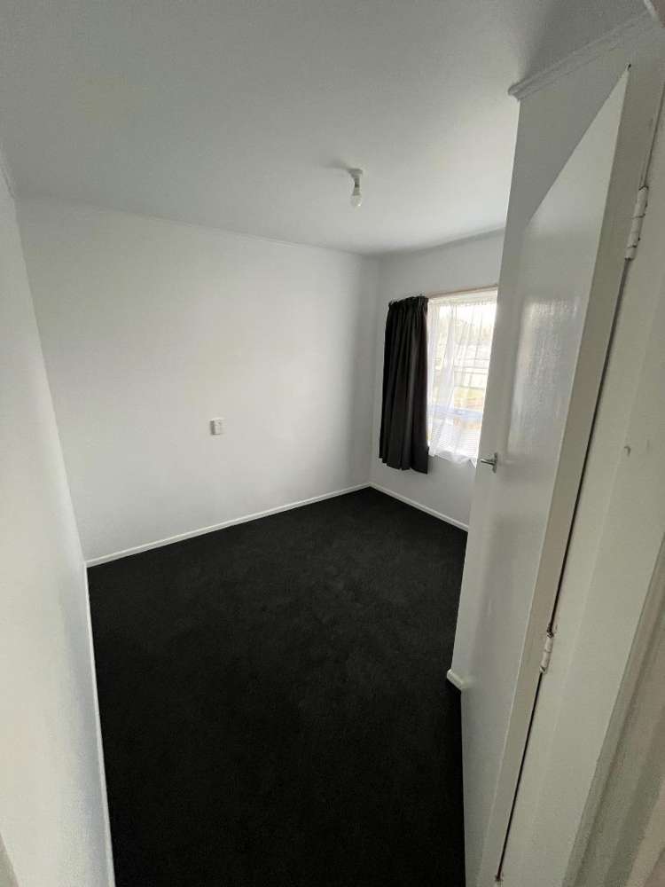 1 Bell Road 11073_6