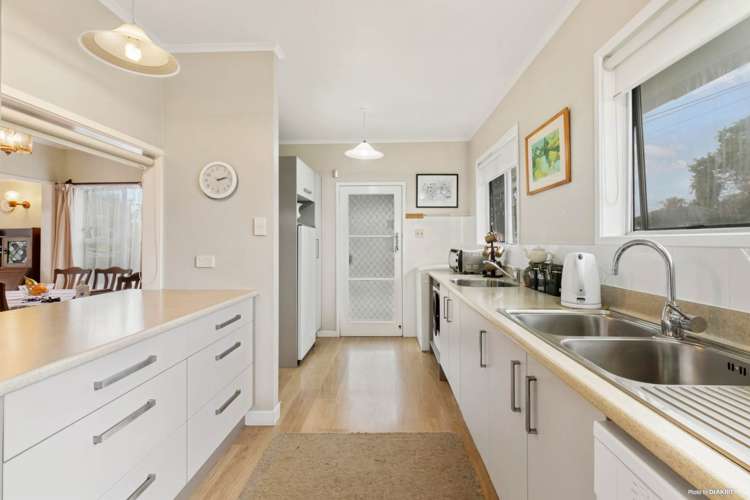 30 Hutchinsons Road Bucklands Beach_10